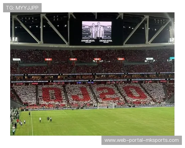 狼队全队赛前前往安菲尔德悼念前队友若塔 狼队全队赛前前往安菲尔德悼念前队友若塔