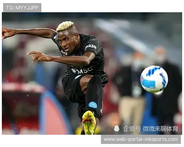 斯莫林肌肉疲劳缺阵，罗马后防轮换面临考验